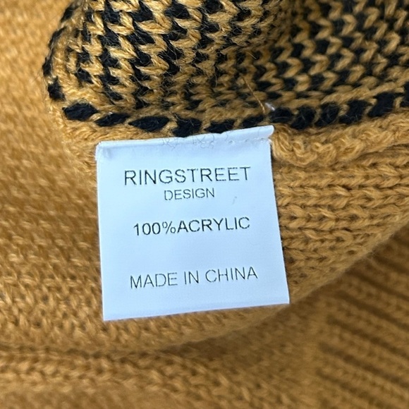 Ring Street Mustard Whiskey Bold Print Crew Neck Tight Knit Long Sleeve Sweater - Picture 4 of 9